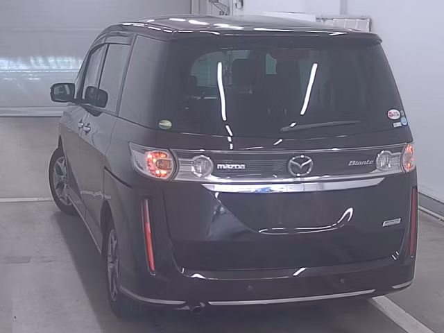 MAZDA BIANTE