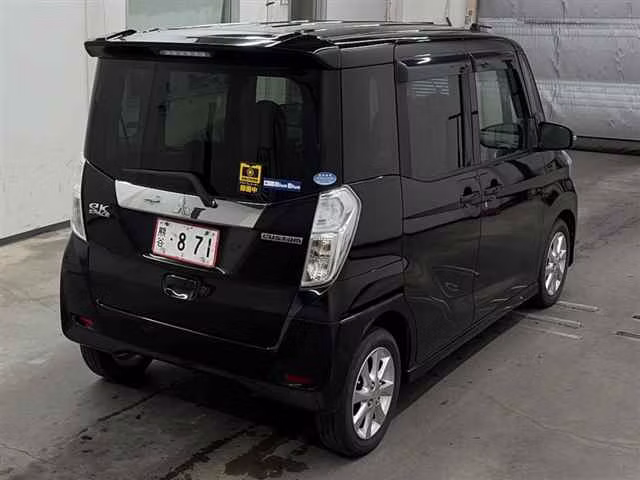 MITSUBISHI EK SPACE