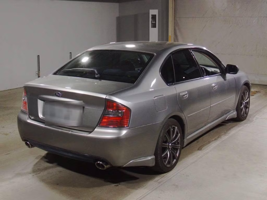 SUBARU LEGACY B4