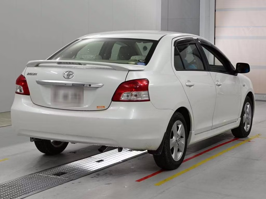 TOYOTA BELTA