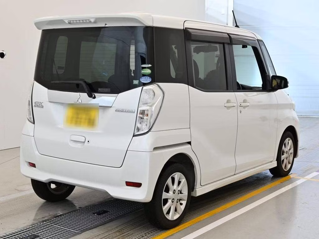MITSUBISHI EK SPACE