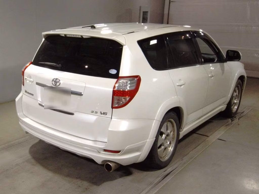 TOYOTA VANGUARD