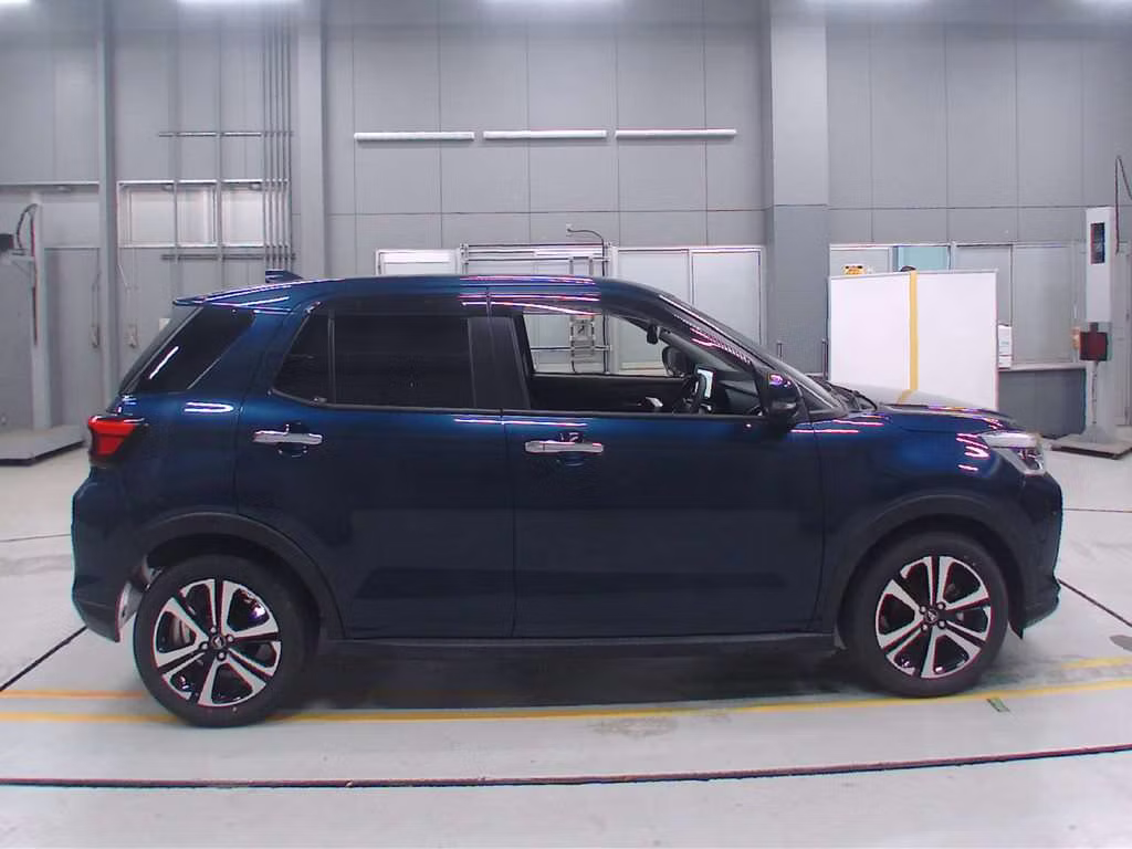 DAIHATSU ROCKY
