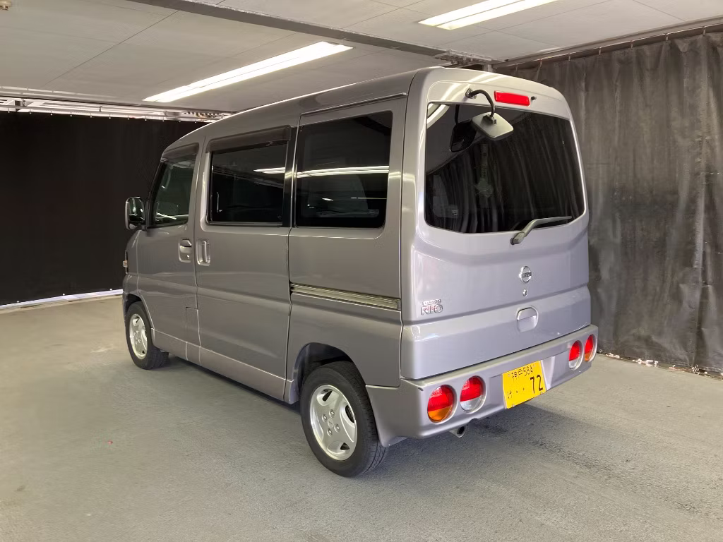 NISSAN CLIPPER