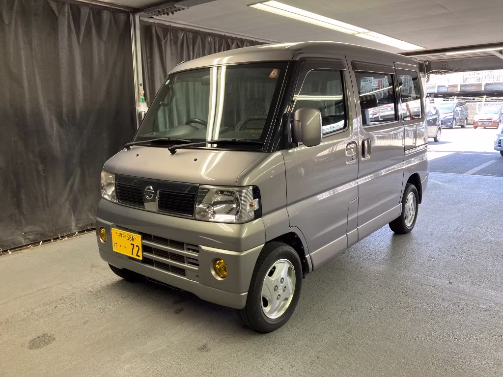 NISSAN CLIPPER