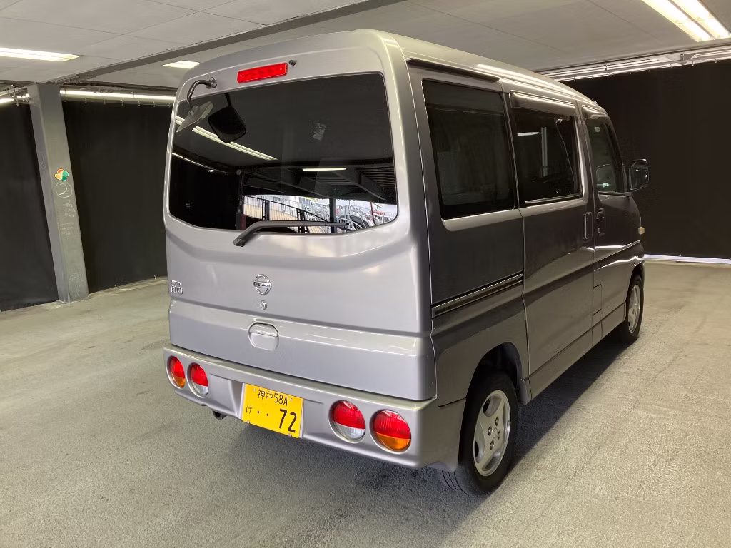 NISSAN CLIPPER