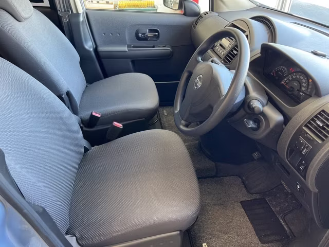 NISSAN LAFESTA