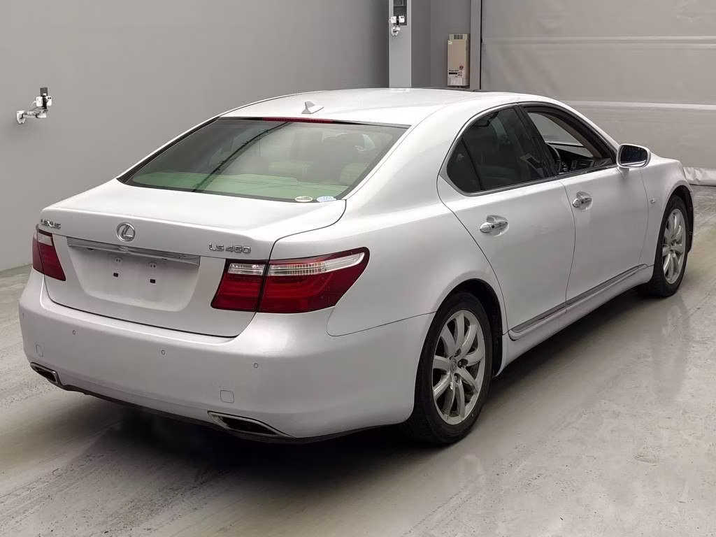 LEXUS LS460