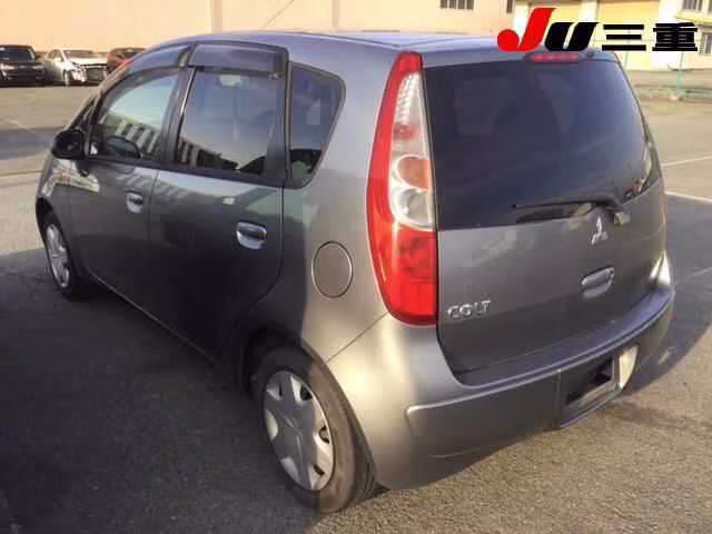 MITSUBISHI COLT
