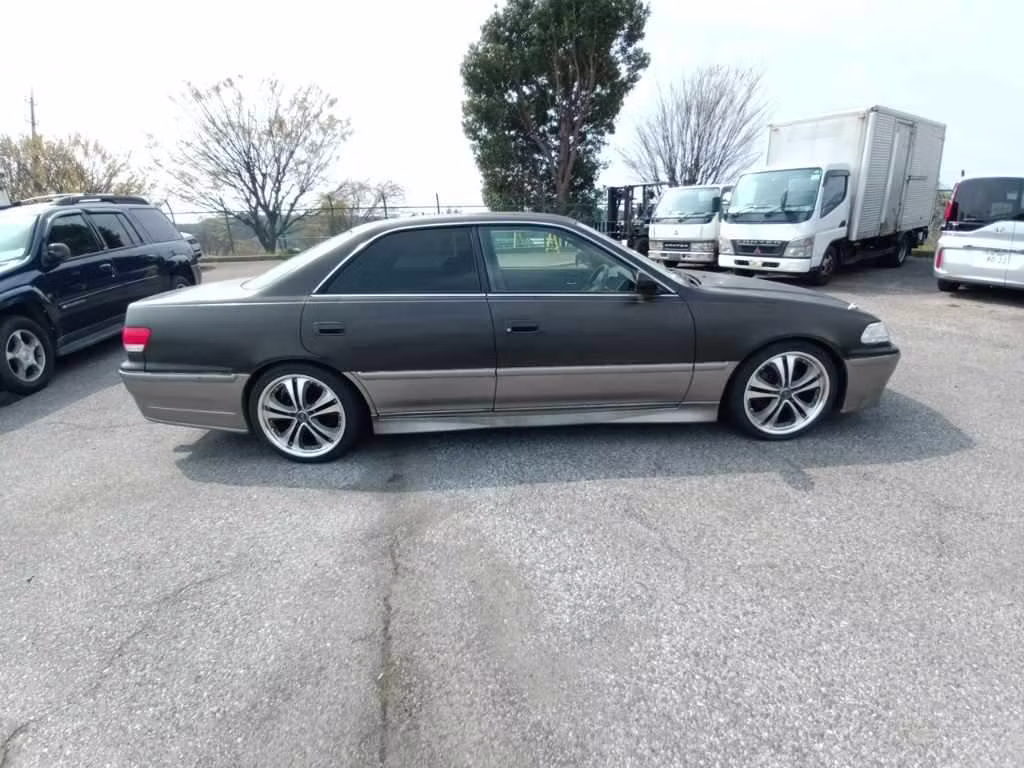 TOYOTA MARK II