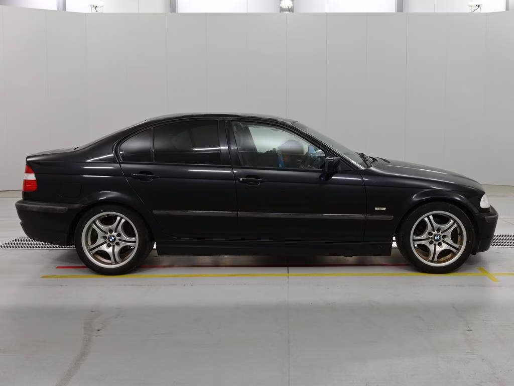 BMW 3-SERIES