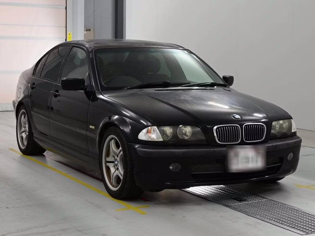 BMW 3-SERIES