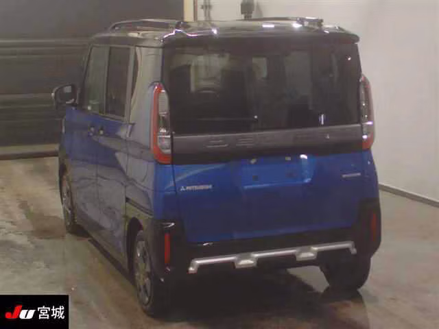 MITSUBISHI DELICA MINI