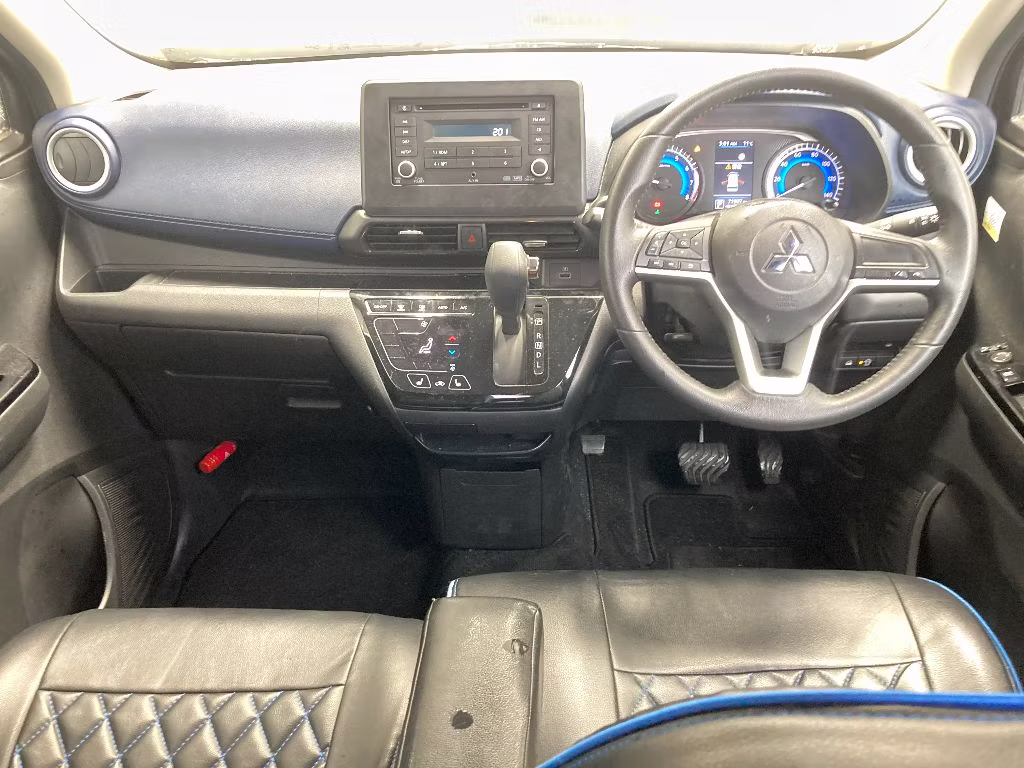 MITSUBISHI EK X