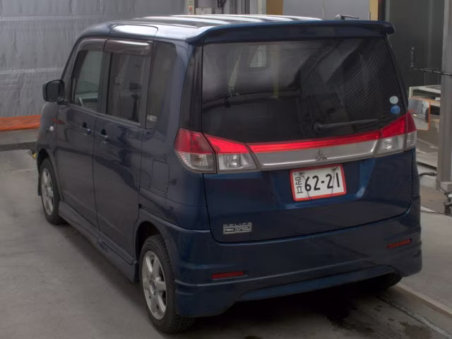 MITSUBISHI DELICA D:2