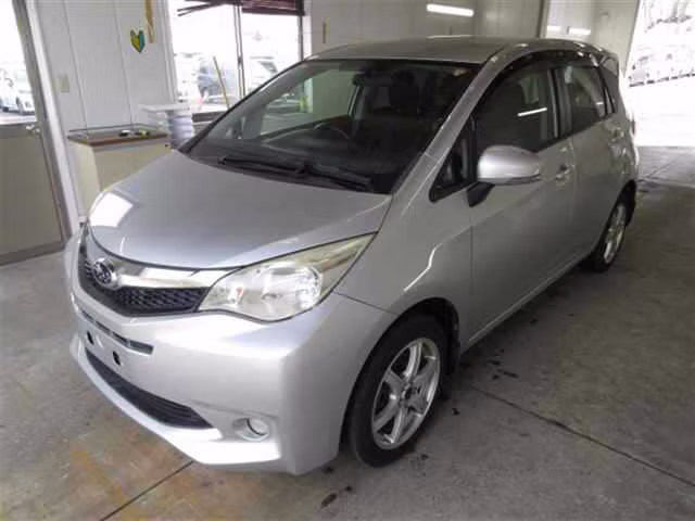 SUBARU TREZIA