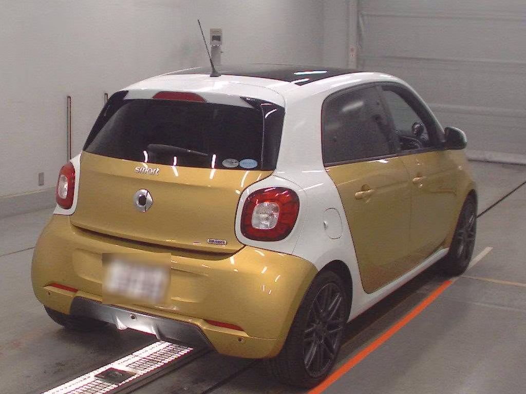 SMART FORFOUR