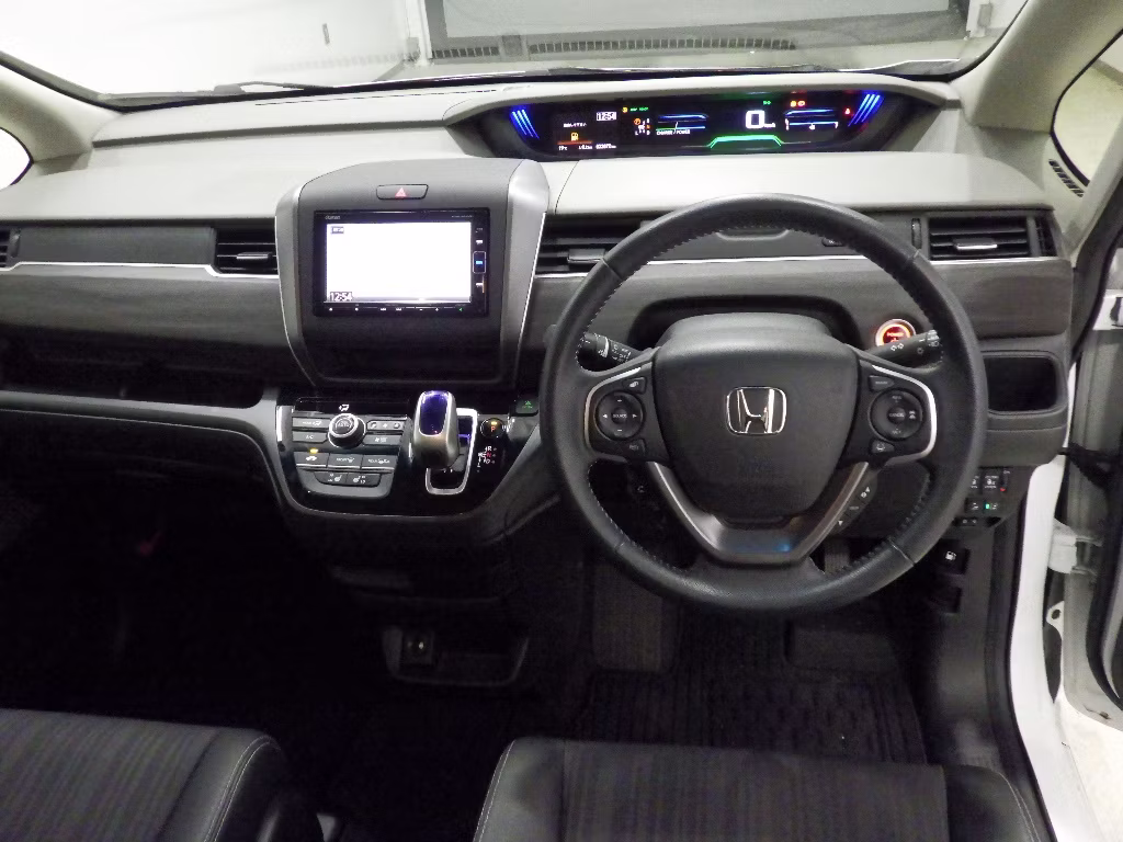 HONDA FREED+