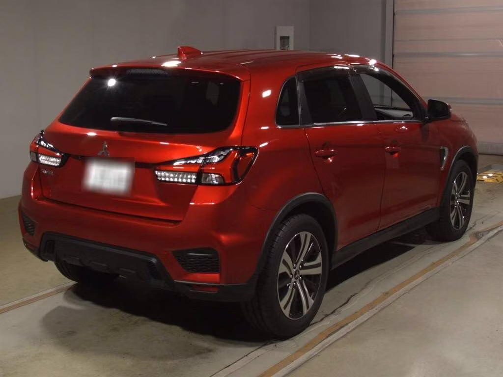 MITSUBISHI RVR