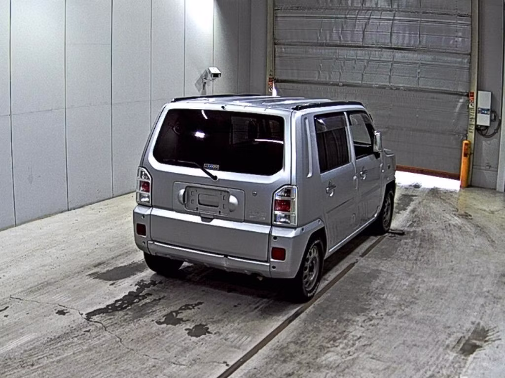 DAIHATSU NAKED