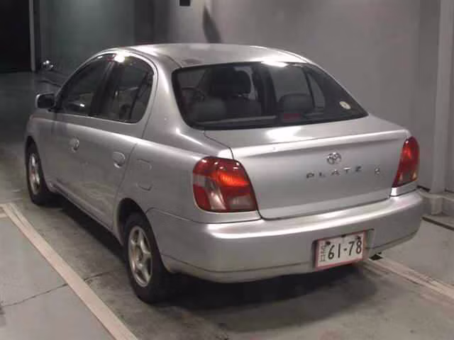 TOYOTA PLATZ