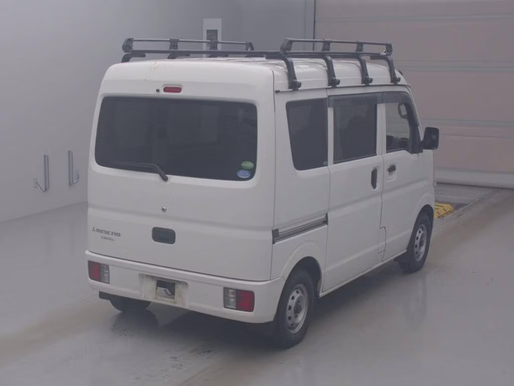 MITSUBISHI MINICAB