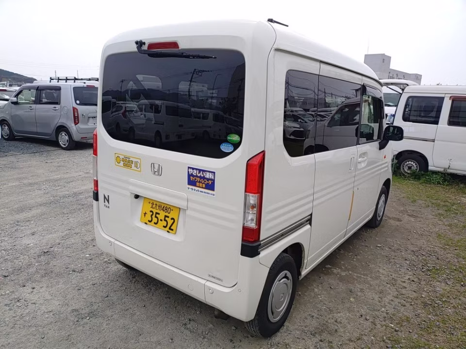 HONDA N-VAN