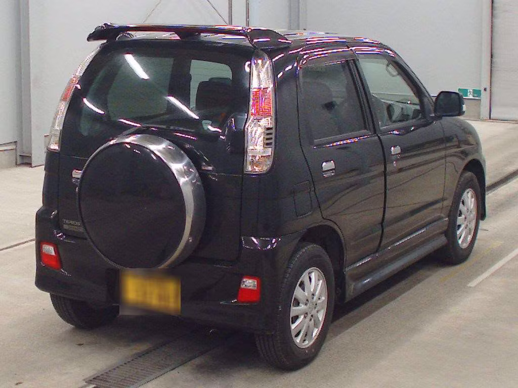 DAIHATSU TERIOS KID