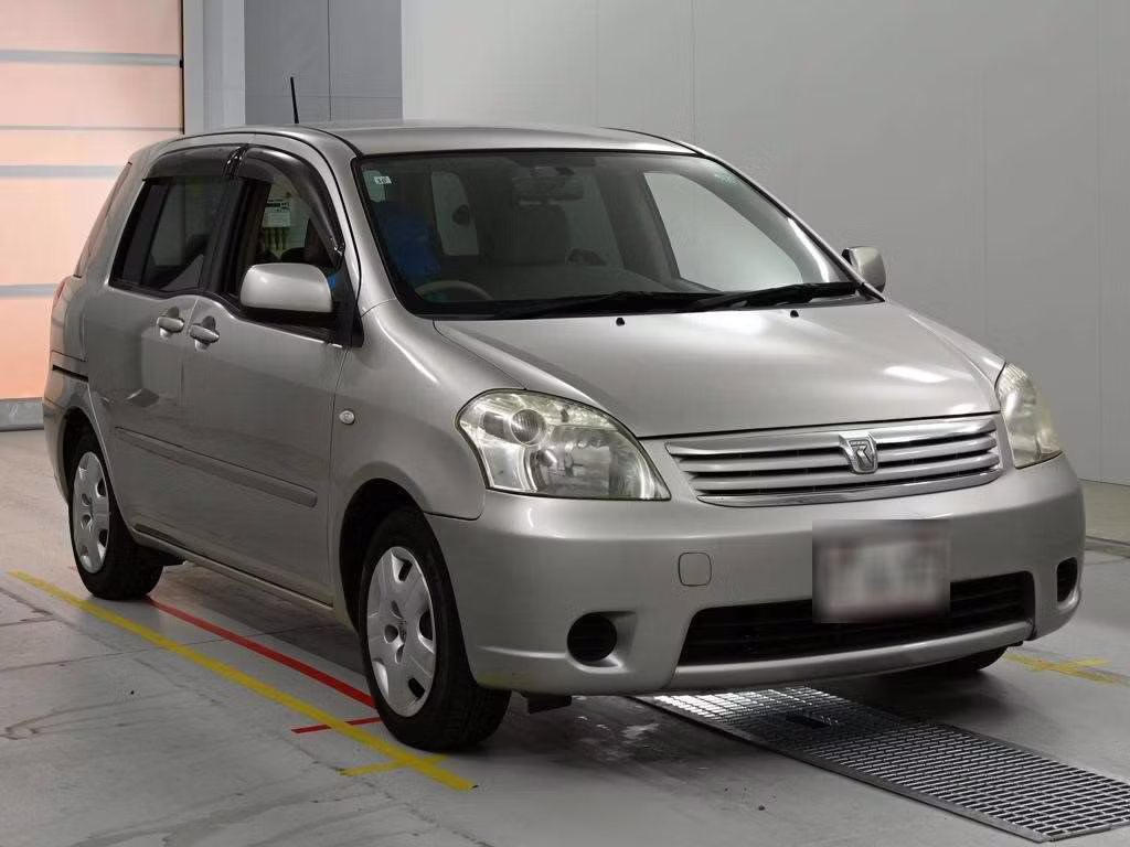 TOYOTA RAUM