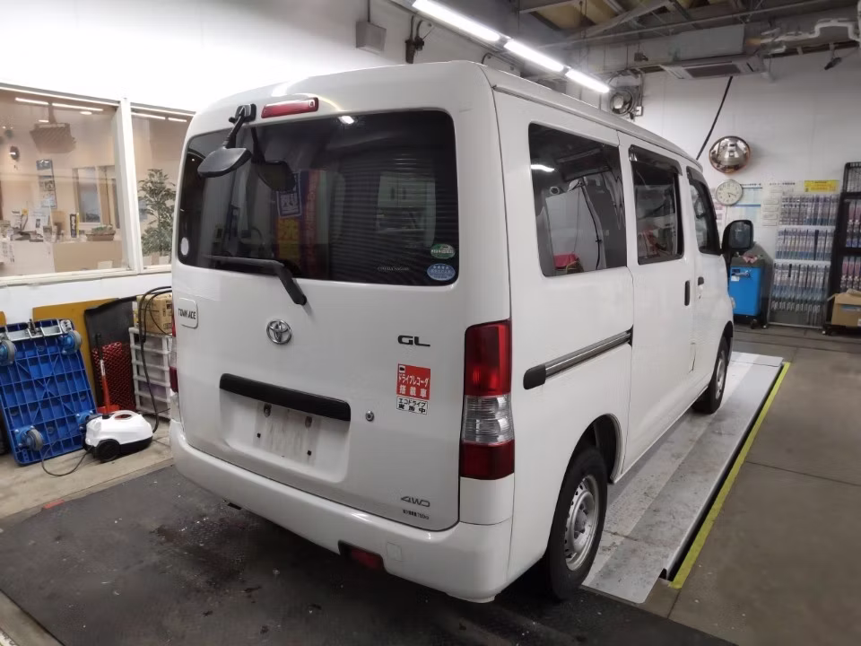TOYOTA TOWN ACE