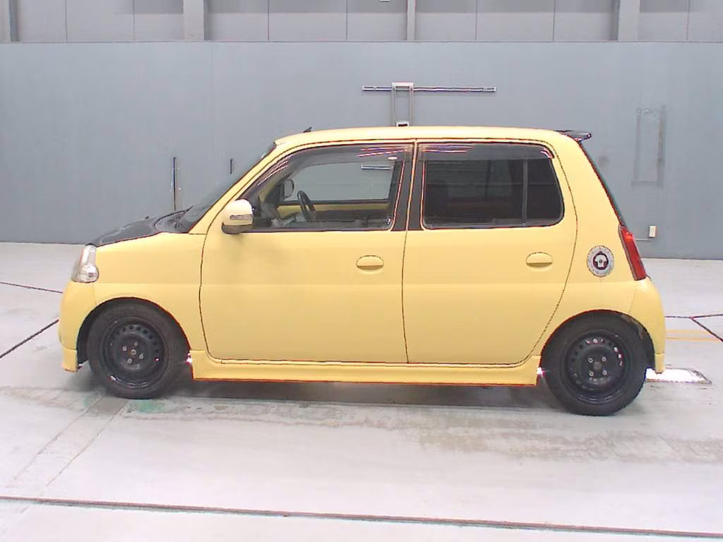 DAIHATSU ESSE