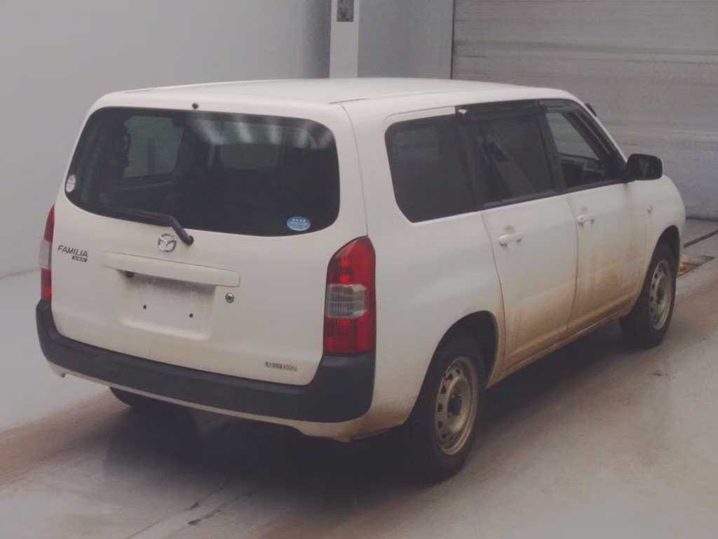 MAZDA FAMILIA