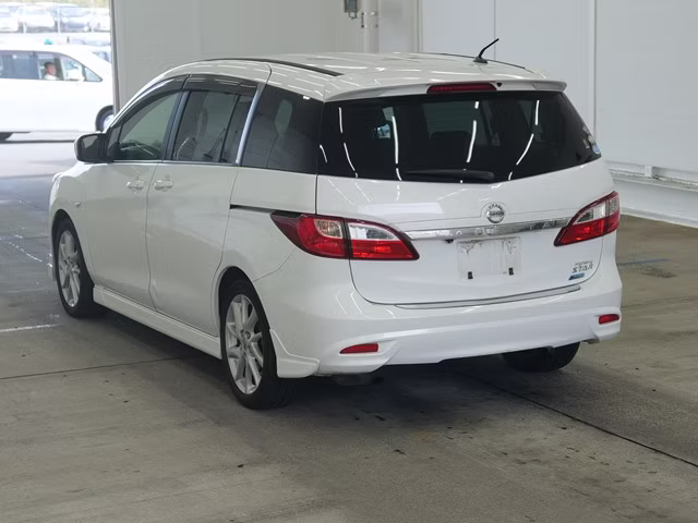 NISSAN LAFESTA