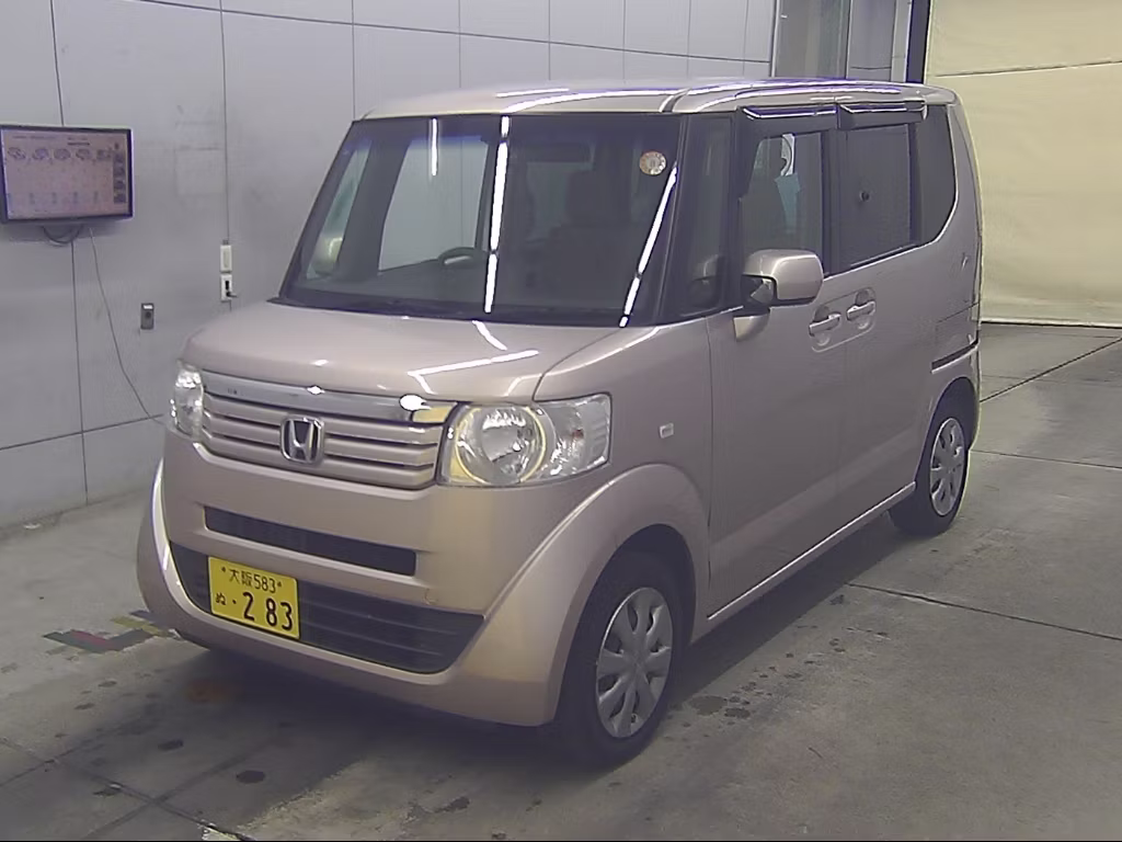 HONDA N-BOX+