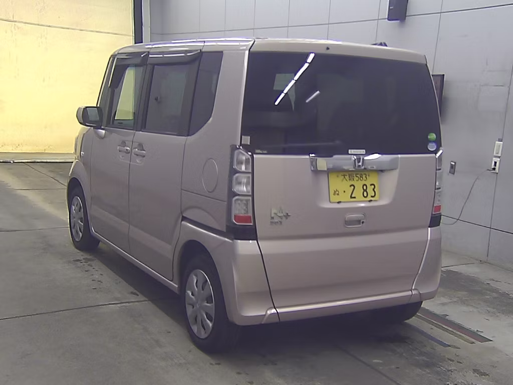 HONDA N-BOX+