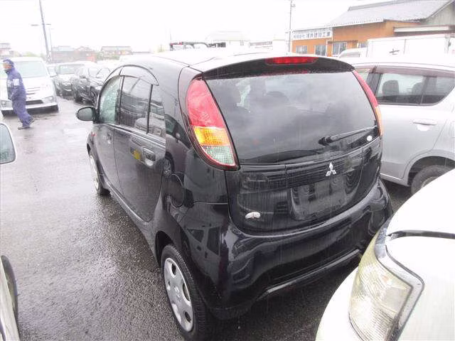 MITSUBISHI I