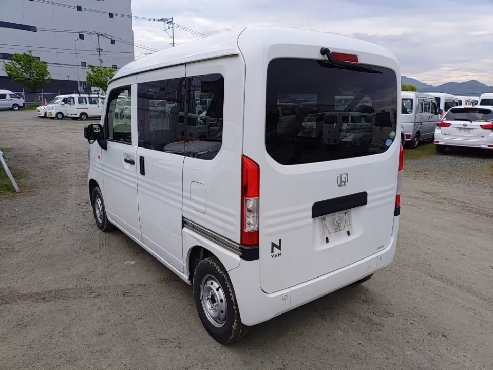HONDA N-VAN