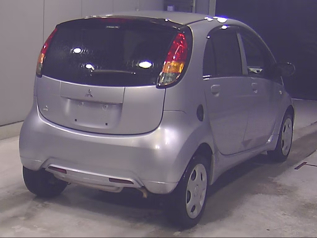 MITSUBISHI I