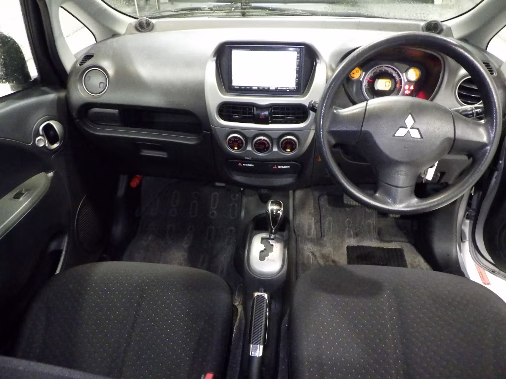 MITSUBISHI I