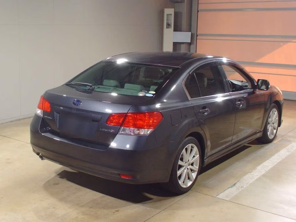 SUBARU LEGACY B4
