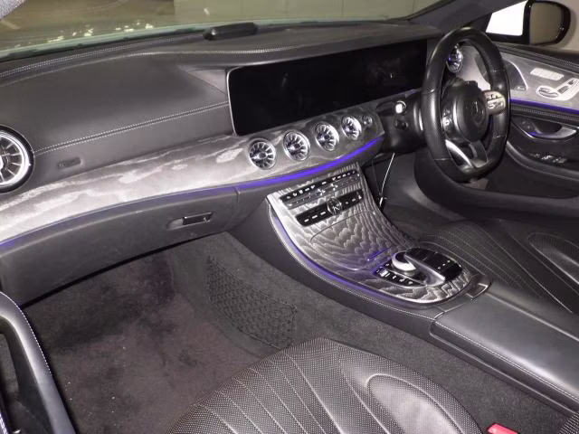 MERCEDES-BENZ CLS-CLASS