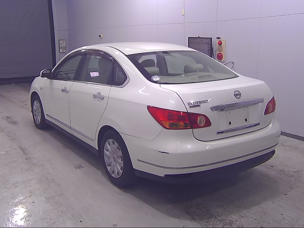 NISSAN BLUEBIRD SYLPHY