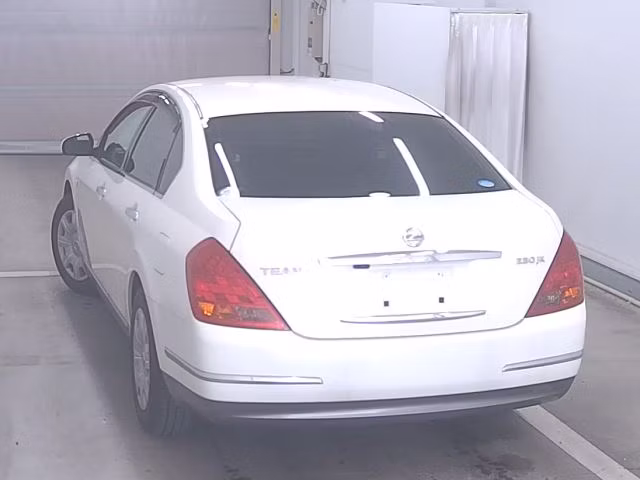 NISSAN TEANA