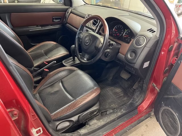 MAZDA VERISA