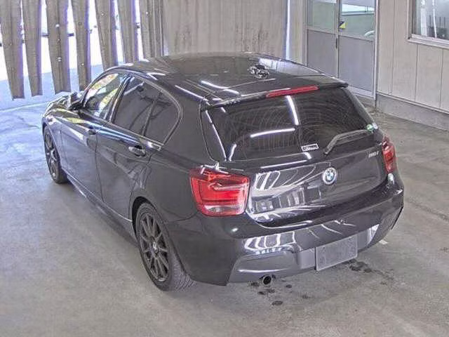 BMW 1-SERIES