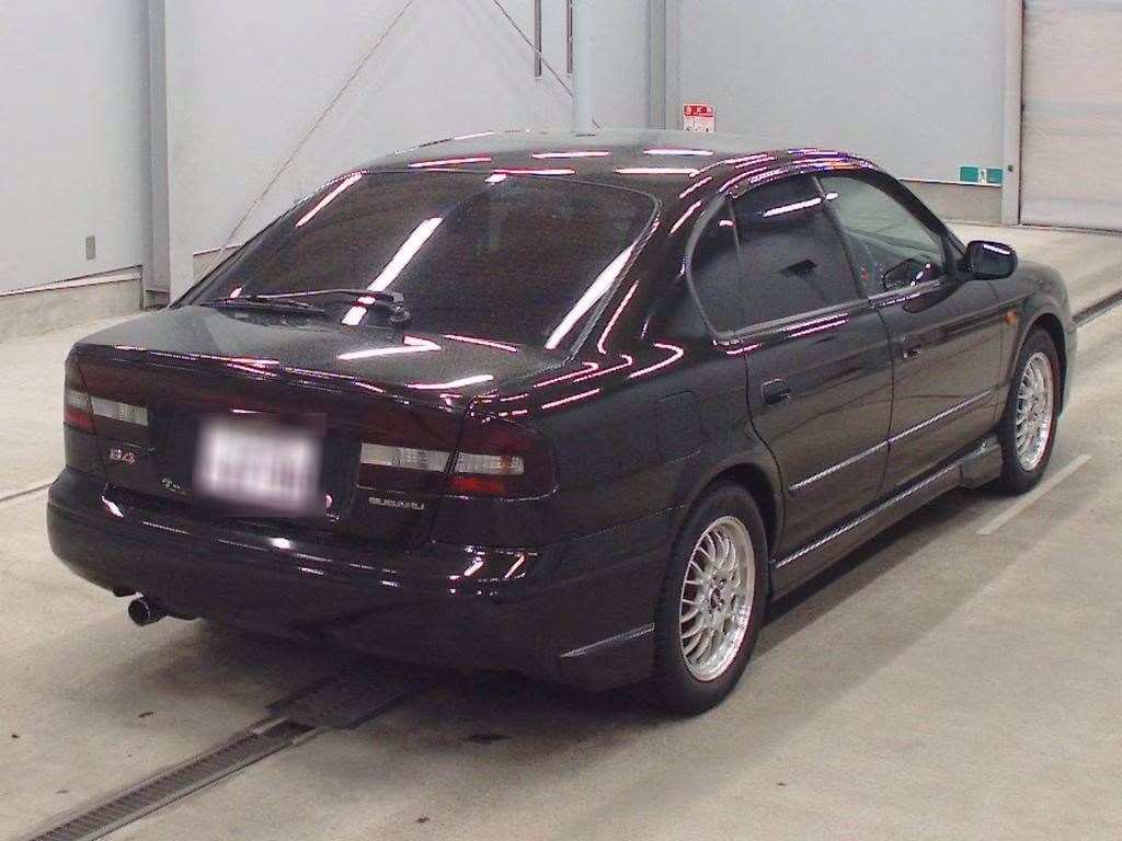 SUBARU LEGACY B4
