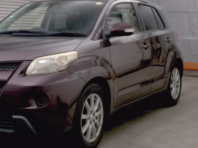 TOYOTA IST
