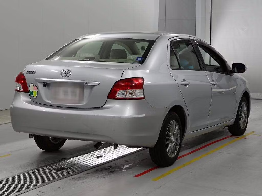 TOYOTA BELTA