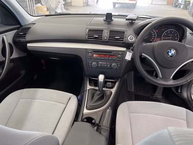 BMW 1-SERIES