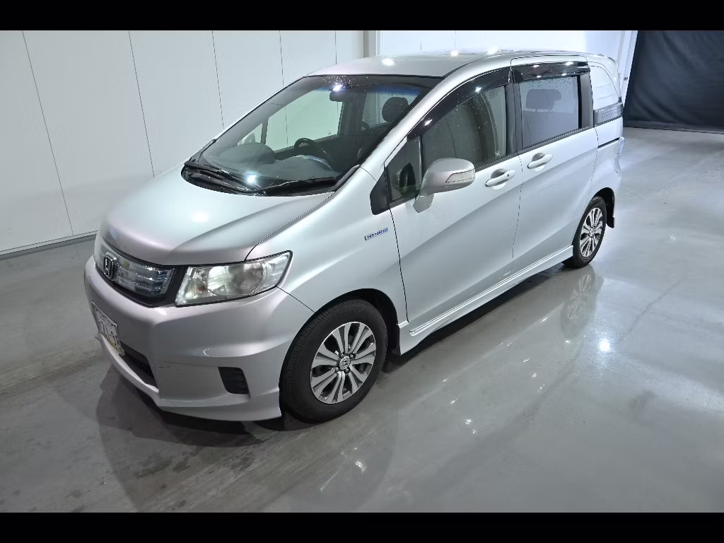 HONDA FREED SPIKE